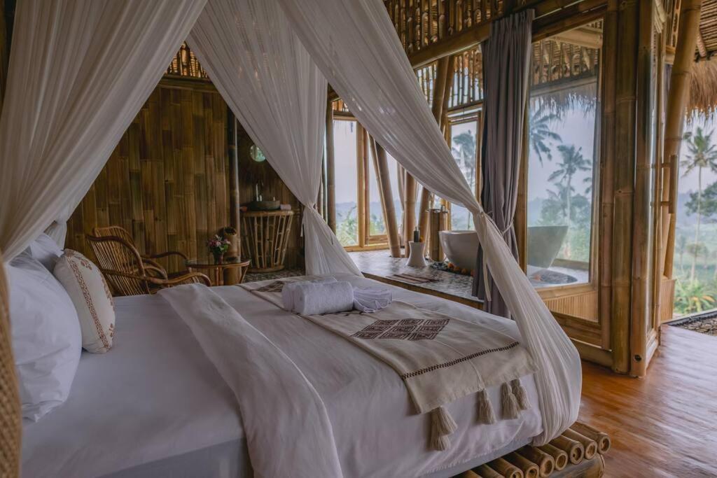 Makerti Bali~bamboo House Villa *