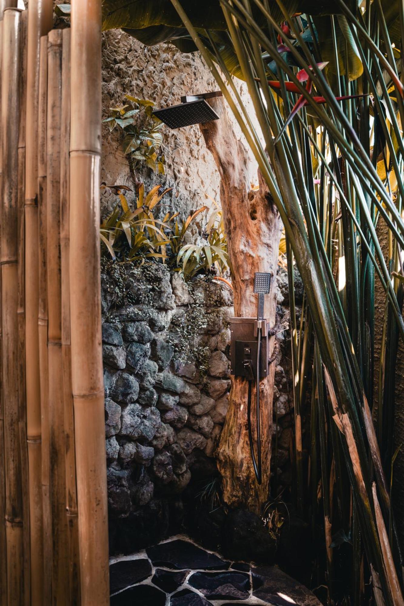 Makerti Bali~bamboo House Villa *